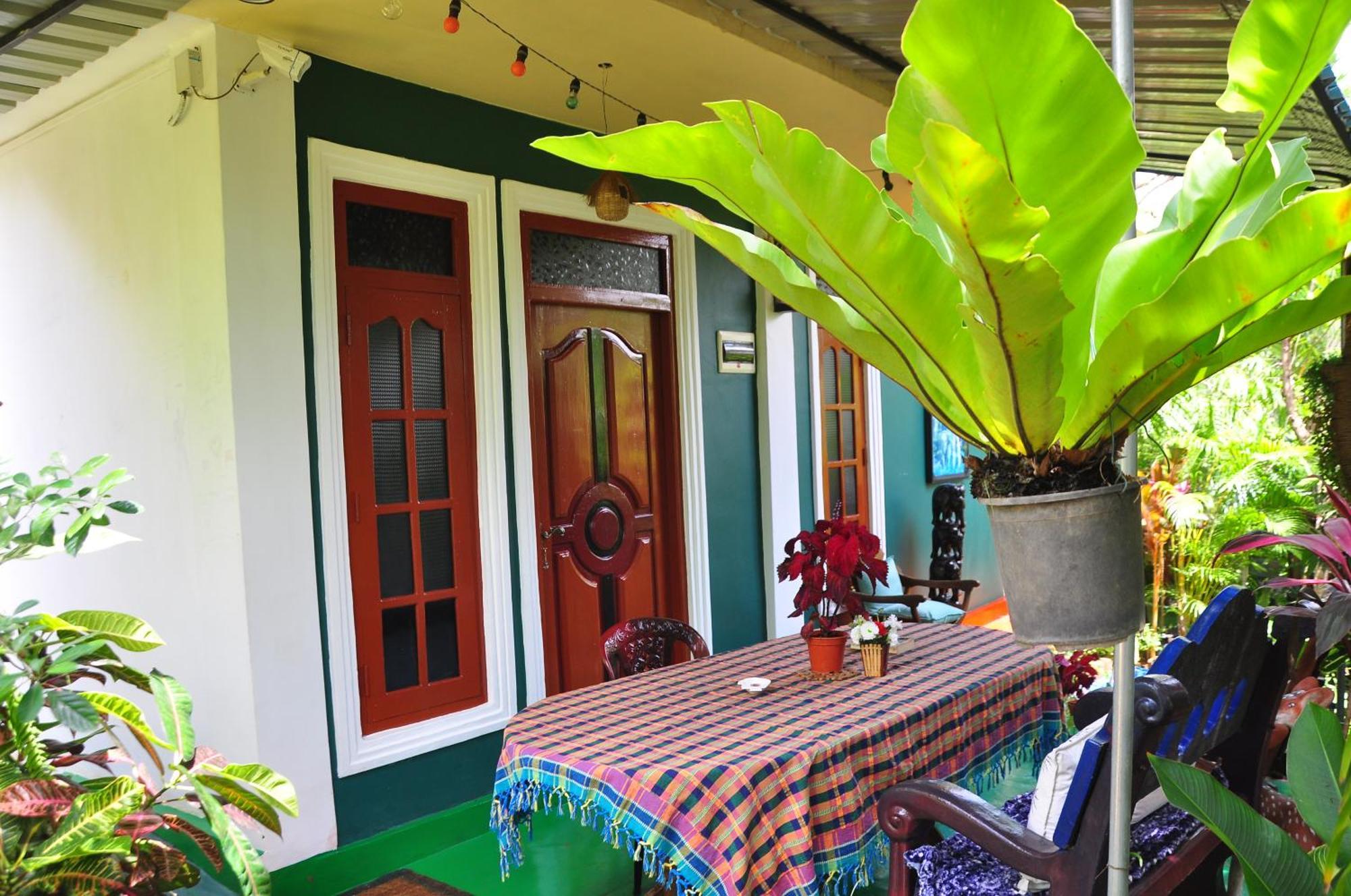 Hostel Another World Sigiriya